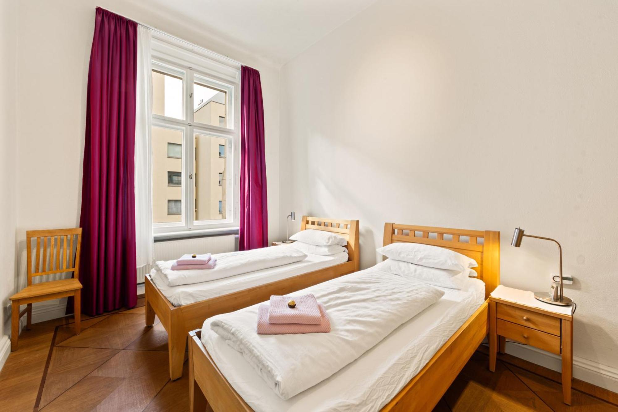 Aptc Downtown Monument4Rent Near Checkpoint Charlie Berlin Bagian luar foto