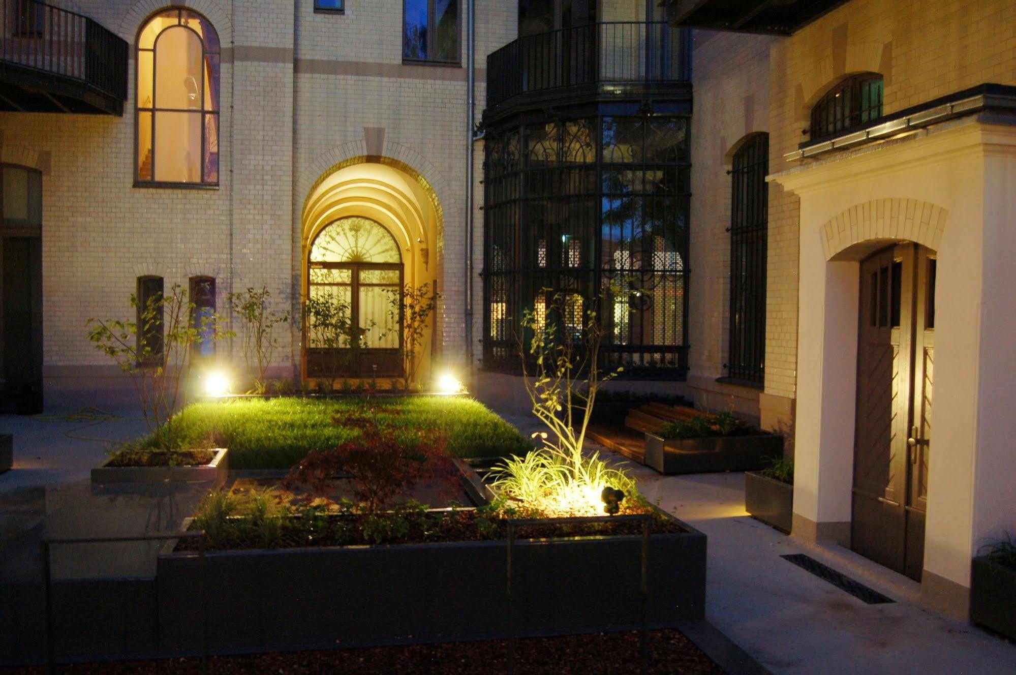 Aptc Downtown Monument4Rent Near Checkpoint Charlie Berlin Bagian luar foto